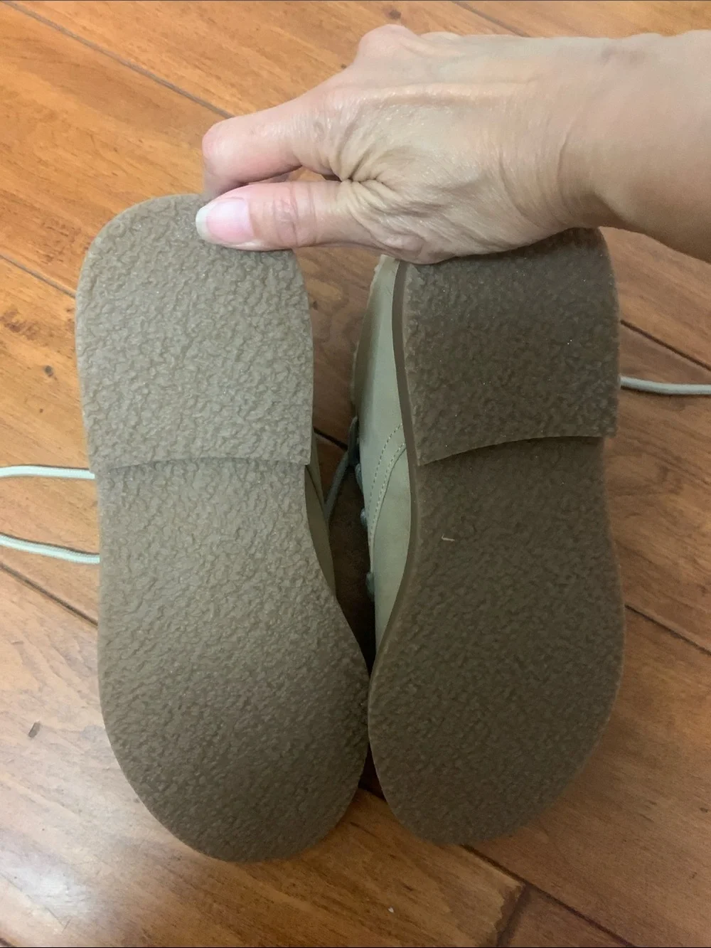 New! Seven Dials Mallory Suede Feel low boots Natural Light Tan color size 6